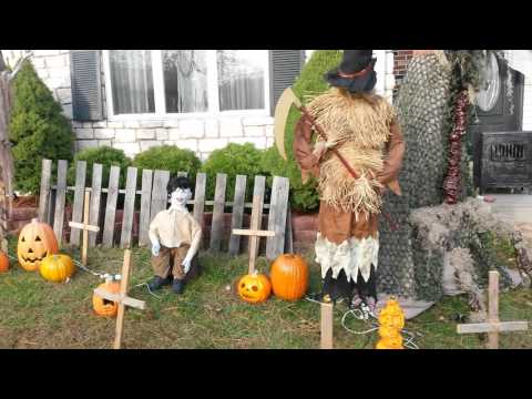 Halloween yard haunt daytime 2015