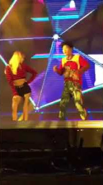 161226 [Fancam] #TEN & #Lisa street dance performance on #SBSGayoDaejun 2016