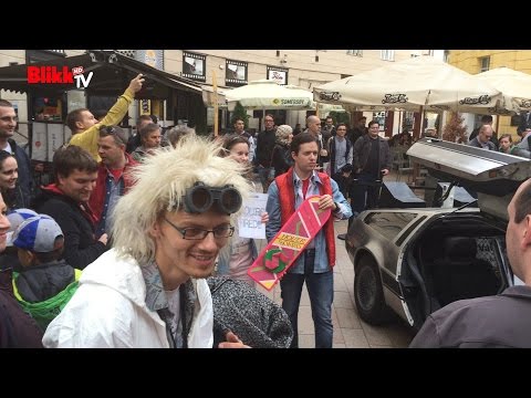 DeLorean és légdeszka