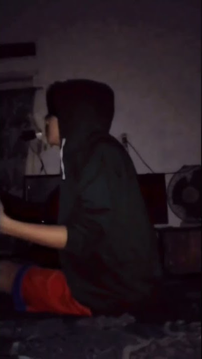 STORY WA UNGU LUKA DI SINI COVER DAYLLOND