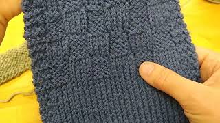Beginner's Stitch Sampler Scarf: what the Basketweave pattern looks like