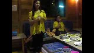 แม่ ปุ๊ แอ๊บแบ๊ว (ร้องเพลงคู่กัน)MVI 9673