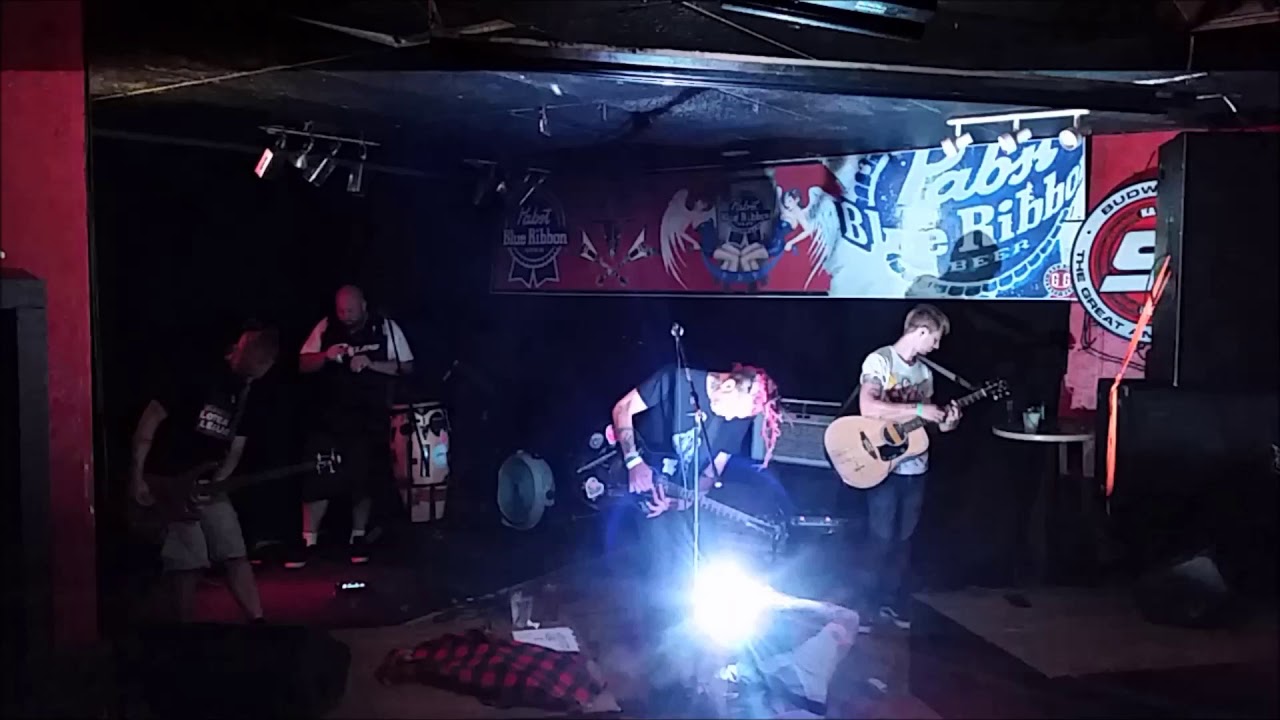 Chuck Mosley - Living Sound Delay/Blue Heart - Live at Cherry Street Station, CT 7-26-17