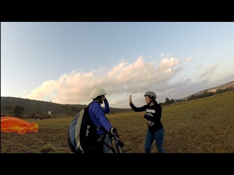 Voo Duplo - Karina Juliana - Serra da Moeda - Parapente (Paraglider)