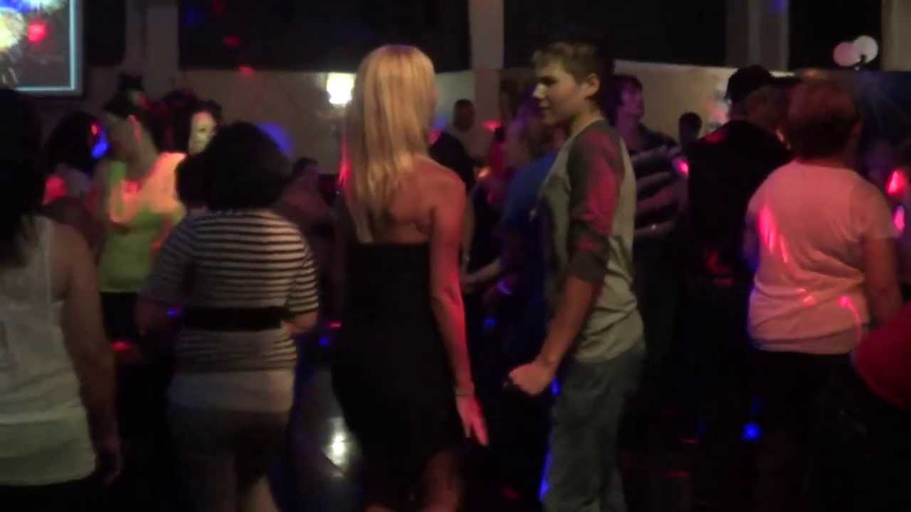 Andante's Pub Vanderbijlpark New Years Party 2014 around 9pm YouTube