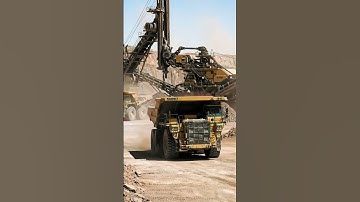 Massive Mining Machines in Action! 🤯 Heavy Equipment at Work