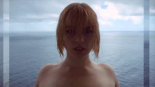 Vignette de la vidéo "Emika - My Heart Bleeds Melody"