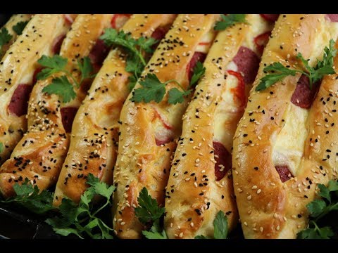 فيديو: شطائر ساخنة في مقلاة: وصفات بسيطة ولذيذة مع السجق والجبن والبيض والصور والفيديو