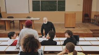 Students raising hand at class | Business, work, education videos | No copyright videos