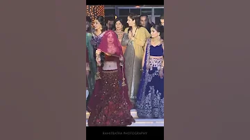 KahanekojasneBaharaHai Kehne Ko Jashne Bahara Hai Bridal Entry 