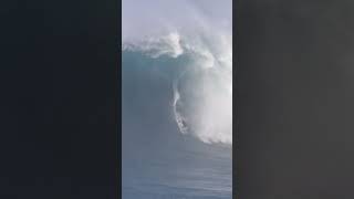 EXTREME BIG WAVE SURFING JAWS XXL - KAI LENNY - BILLY KEMPER Shorts