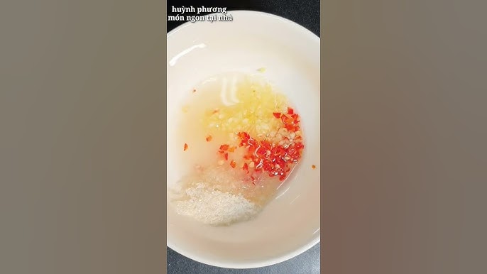 Cách pha nước tương ăn bún xào chay đậm đà, dễ làm tại nhà
