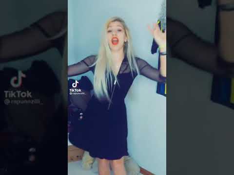 roman kızı coşuyor