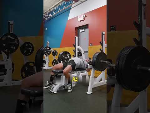 Безопасный ЖИМ ЛЕЖА дома 😯 #Shorts