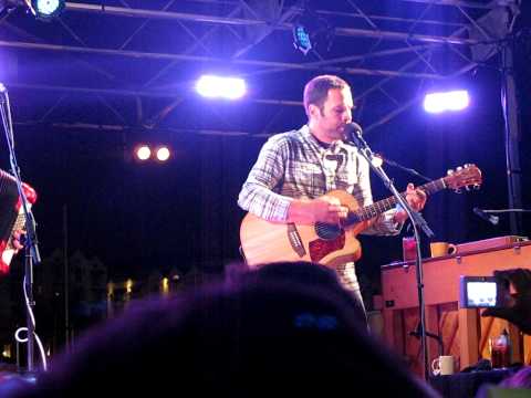 Jack Johnson Santa Monica Pier 5-24-10 Banana Pancakes (Heal the Bay)