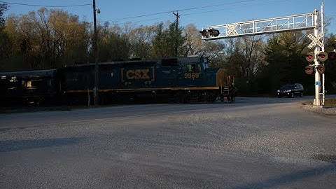 HD CSX W003 13 Chase with CSX GP40HW 2 9969 leading! 4 13 20
