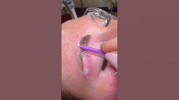 Brow lamination step 2👌#browlamination #browlifting #brows #trending #browtint