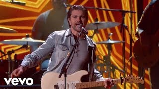 Video thumbnail of "Juanes - Juntos (Together) (Live From Premios Lo Nuestro / 2015)"