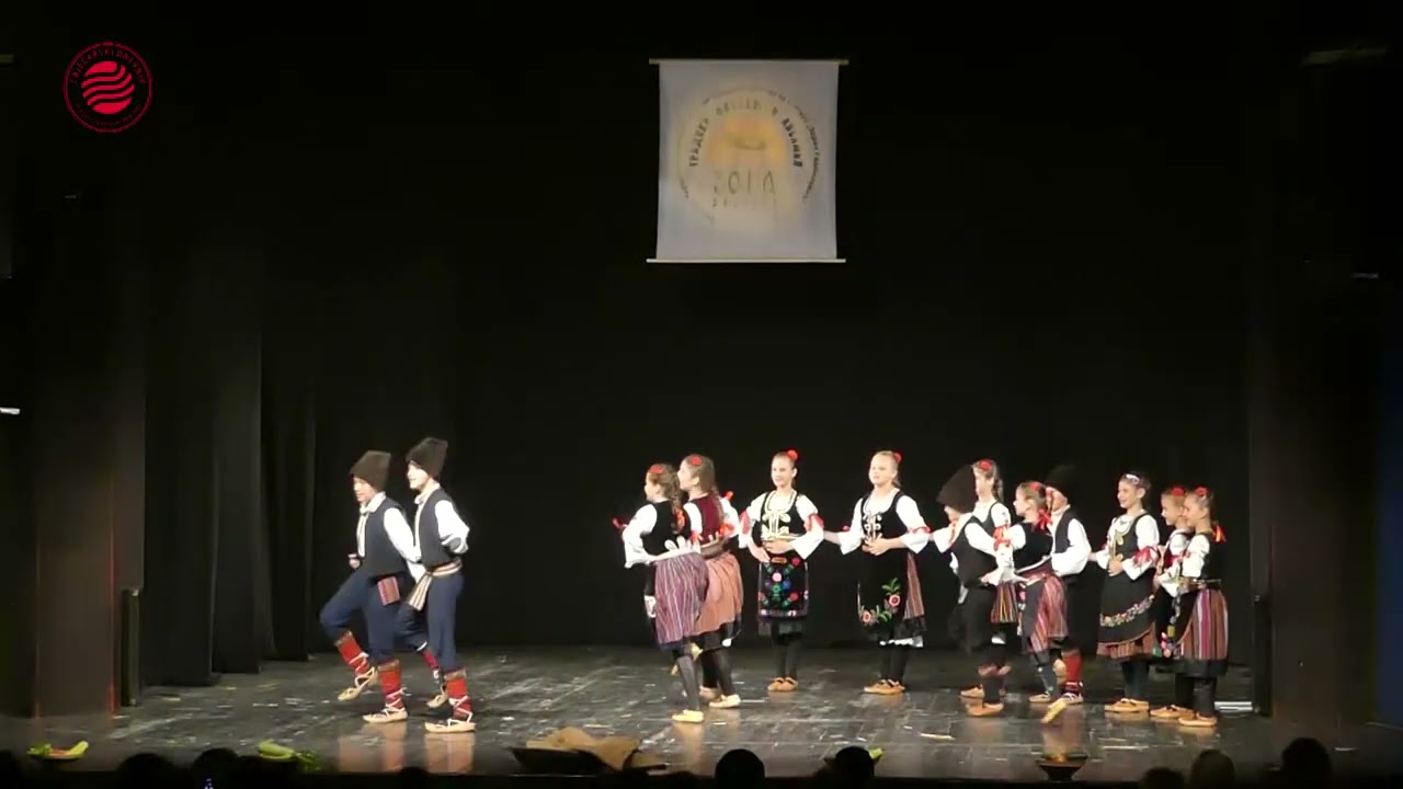 KUD KOLO Knjaževac   Igre iz Knjaževca   Torlačke igre   nastup na festivalu Razvilo se kolo kraj Ti