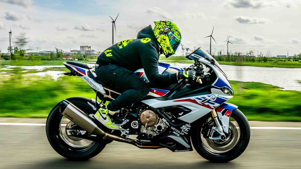 BMW S1000RR M PACK FULL AKRAPOVIC SYSTEM EXHAUST SOUND / WHEELIE / FLY BY / REVS