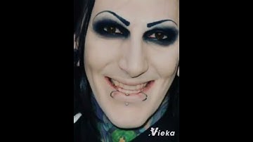 Chris motionless 🤘🏻🖤