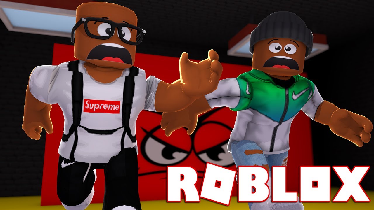 Don T Get Crushed By A Speeding Wall In Roblox Youtube