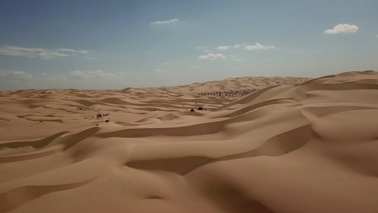 Buttercup Sand Dunes near the California / Arizona boarder ...