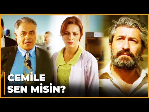 Ekrem Bey, Cemile'yi TEHDİT ETTİ! - Öyle Bir Geçer Zaman Ki 43. Bölüm