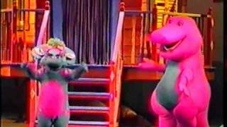 Barney the Dinosaur Show - Cred Street - Alton Towers 2000