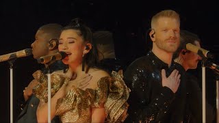 ‘White Winter Hymnal’ Pentatonix Live Stream Christmas 2023 with lyrics