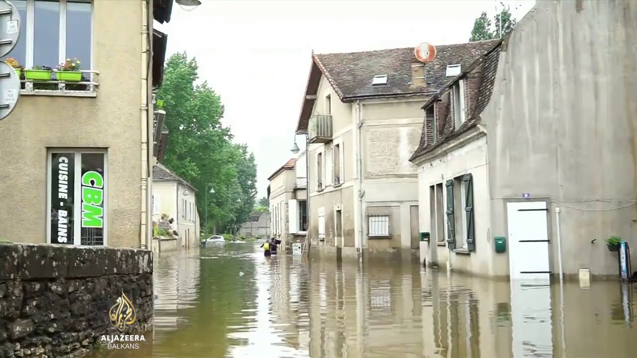 تسبب المياه أضراراً جسيمة في فرنسا
