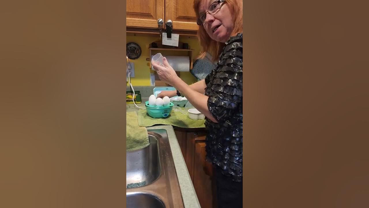 Nostalgia MyMini 7 Egg Cooker - YouTube