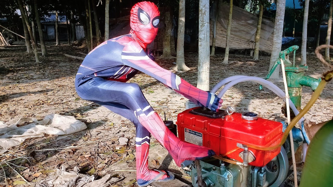 Funny Style Spiderman Started Old Kirloskar Chalo Machine.Spider-man salo machine Start challenge!!.