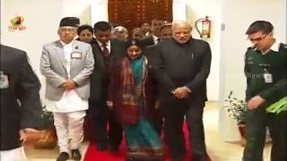 PM Modi Meets Nepalese President Ram Baran Yadav in Kathmandu