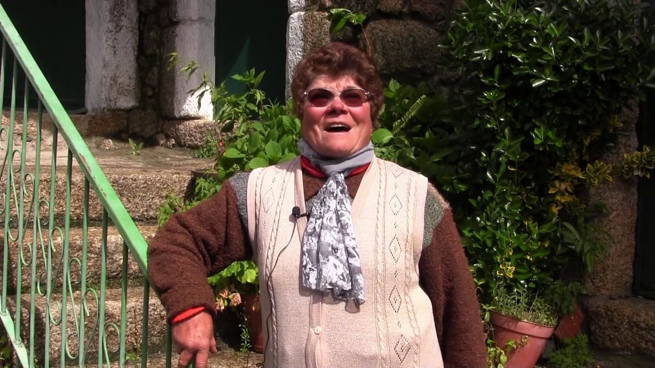 Reportagem: "O silêncio do adufe" - Adufeiras de Monsanto