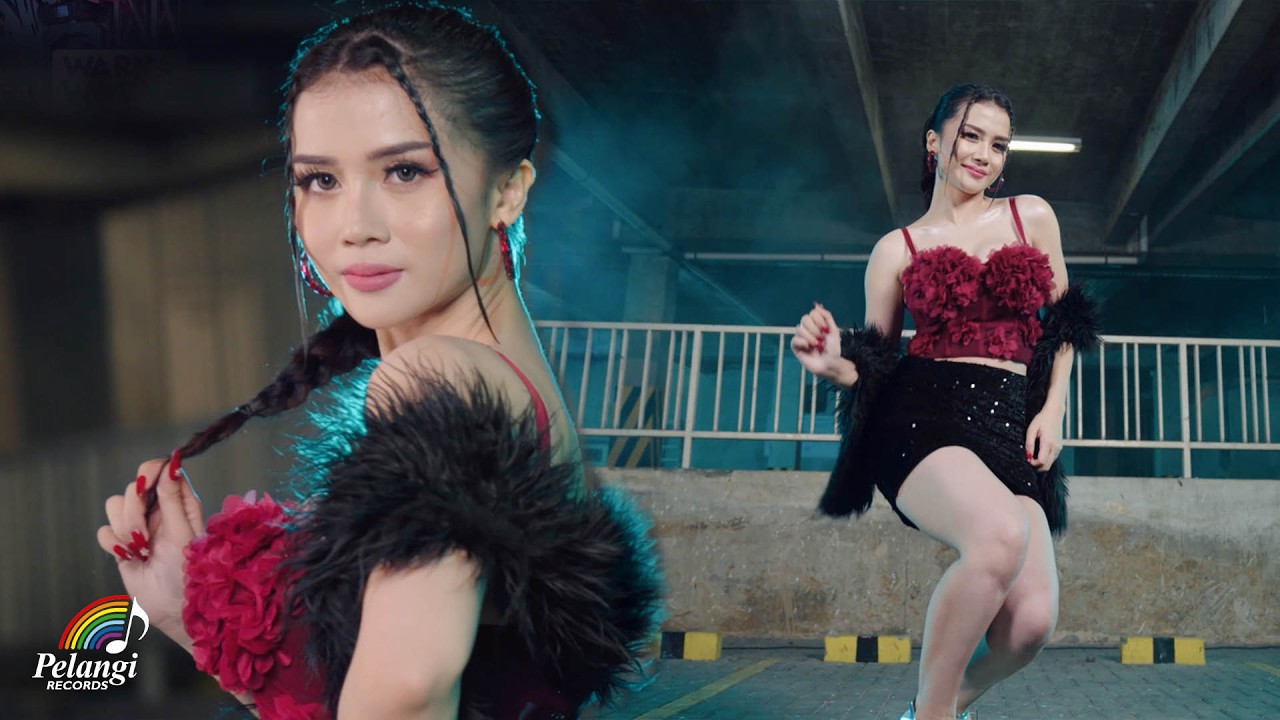 Watch Loly Love - Lagi Gabut Sayang (Official Music Video) on YouTube Watch Loly Love - Lagi Gabut Sayang (Official Music Video) on YouTube