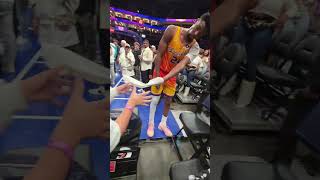 Basketball Players being Awesome #hornets #bask...