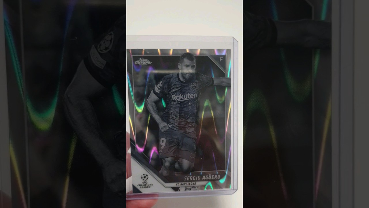 SERGIO AGUERO FC BARCELONA TOPPS CHROME Black & White Wave REFRACTOR champions league