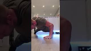 FLEXIBILITY CHALLENGE TIKTOK ONE HAND PUSH UP 29 flexibility stretch tiktokchallenge shorts