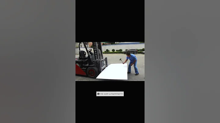 What happens if we hit the PVC foam board with a hammer? What about jumping on it? | BOARDWAY