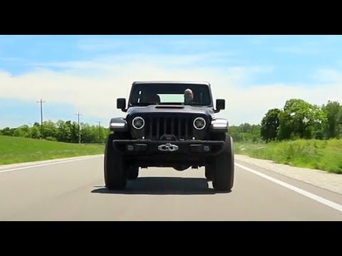 Jeep Wrangler Rubicon V8 - Sights & Sounds - YouTube