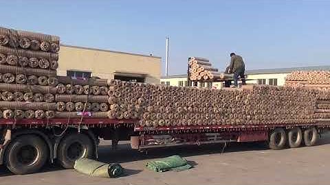 welded wire mesh rolls loading