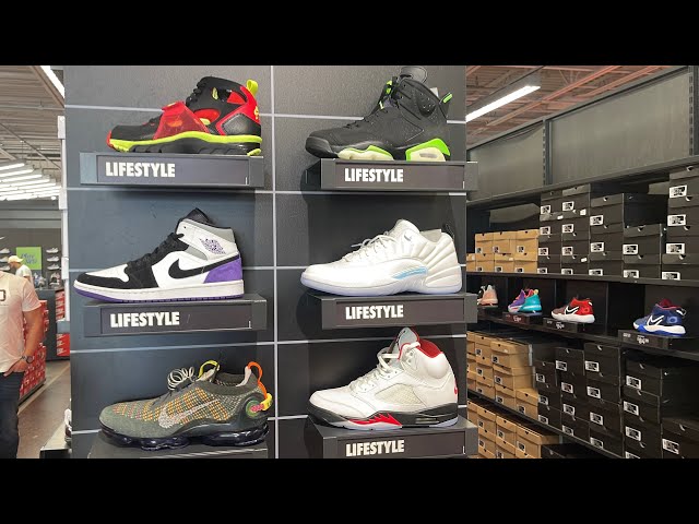 A huge selection of Jordan's at my Nike Outlet. - YouTube