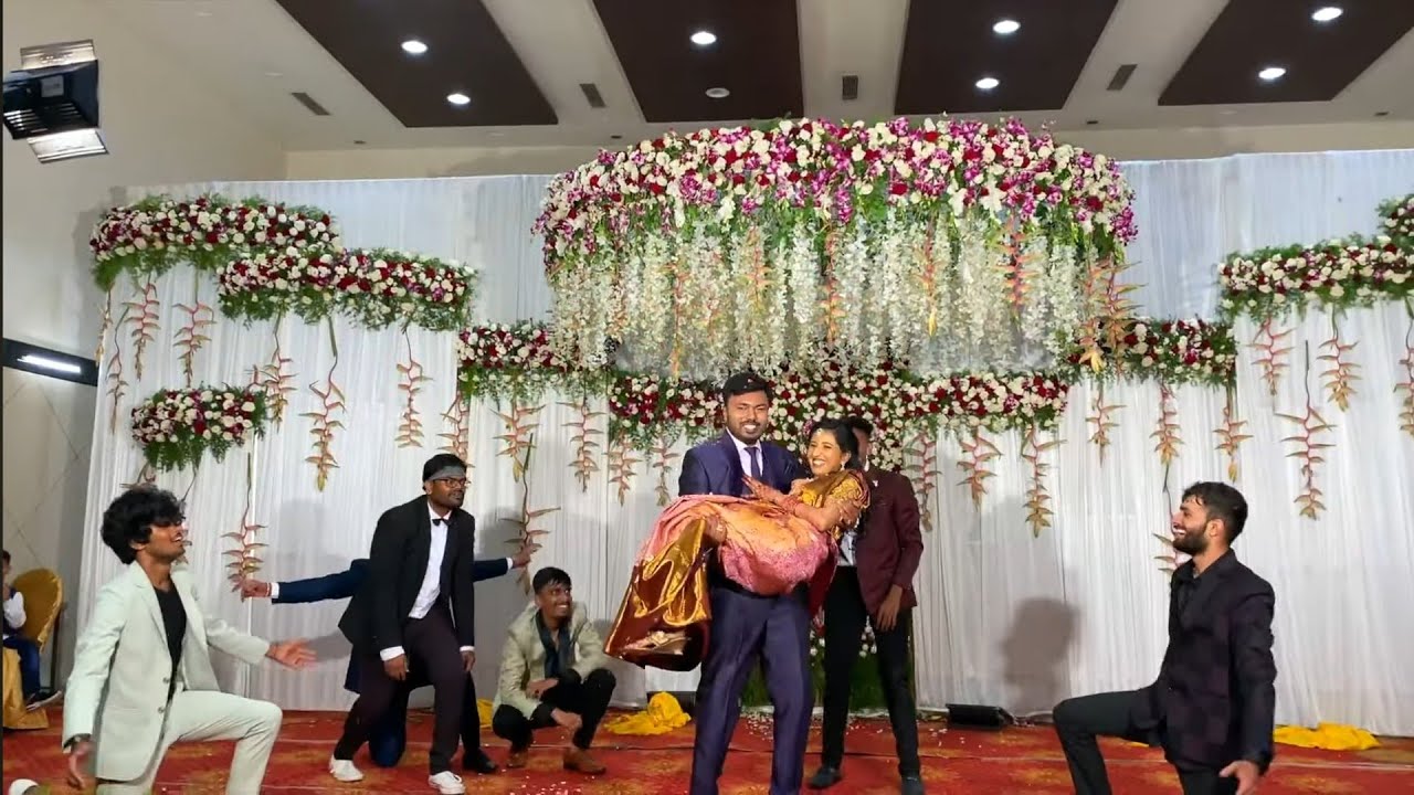 Mysore Wedding | Dance Performance by Groom's Cousins | Manorthi