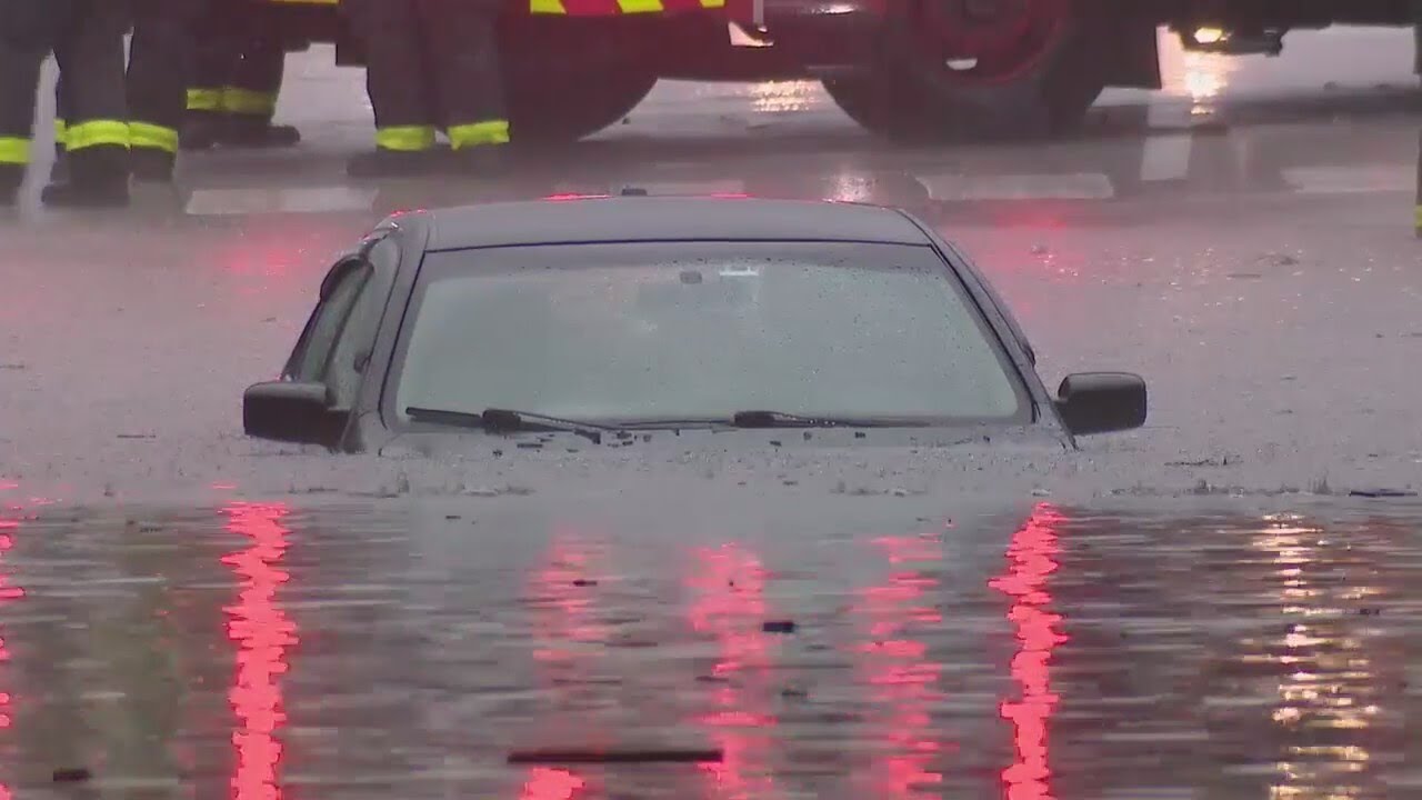 Heavy rain, flooding causing headaches for Chicago drivers YouTube
