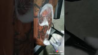 tatuaje de León  llenando manga