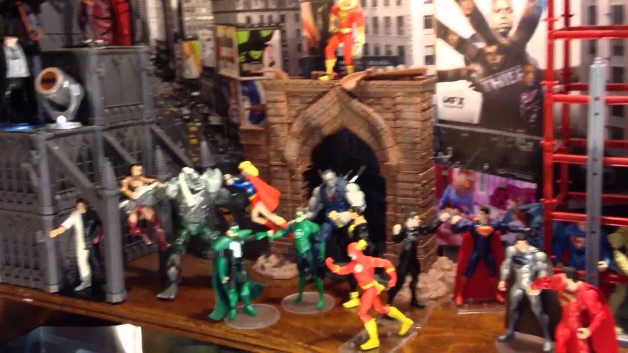 marvel action figure playset