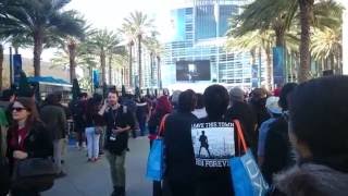 Crowd reacts to The Last Of Us part 2! PSX16