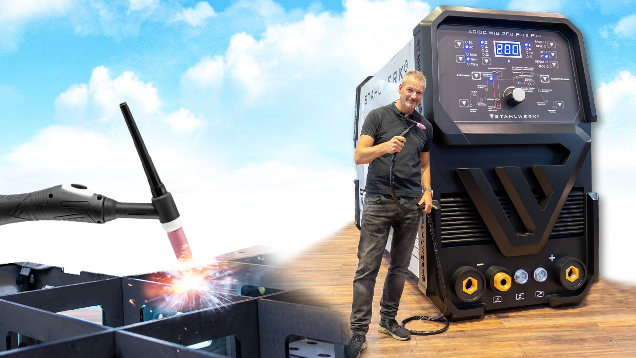 Kostenlose Ersatzteile aus Elstahl Aluminium 4 in 1 Laserschweißgerät 3000W 2kw Tragbare Rostentfernung Faserlaser Schneidreinigungs-Schweißmaschine Preis 1500W