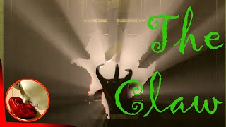 Claw Exploding Through Door: Realistic Fracturing, Smoke, and Lighting - A Blender Tutorial
